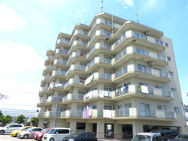 エクセル南林間の外観