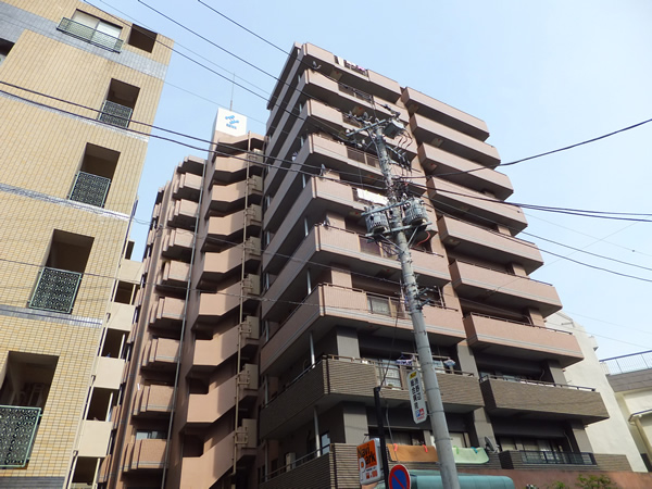 ロアーブルサン淵野辺の外観