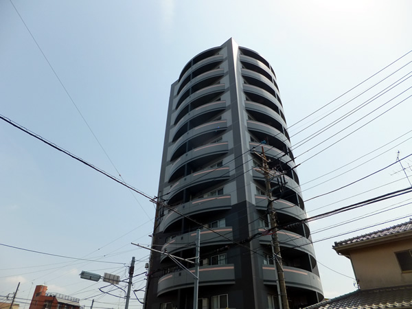 モアグランデ淵野辺タワーの外観