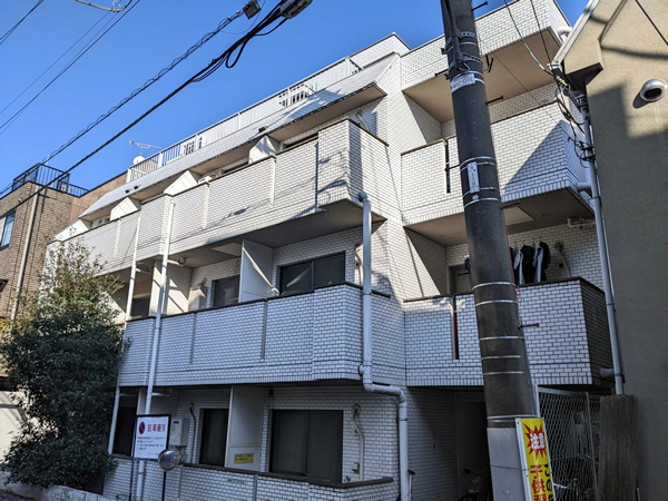 スカイコート落合の外観