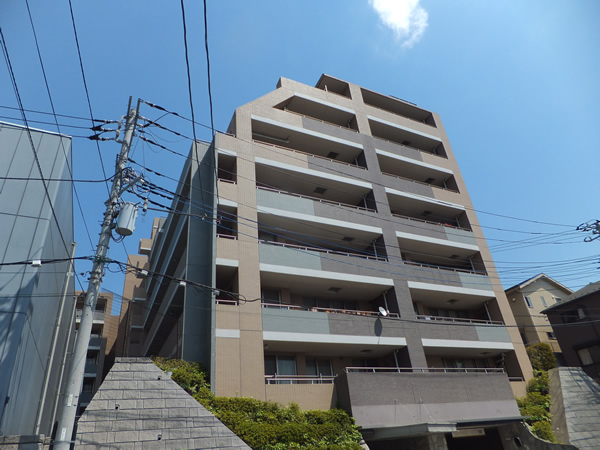 イトーピア鷺沼プレミアムの外観