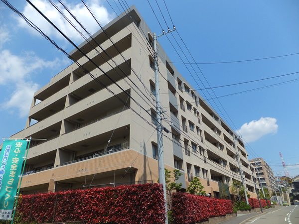 イトーピア港北あゆみが丘の外観