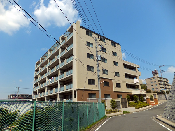 ミオカステーロ港北中川2の外観