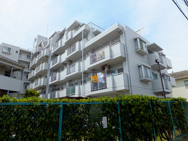 ニックハイム金沢文庫第2の外観