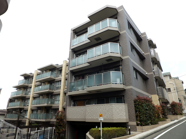 ベルジェンド青葉の外観