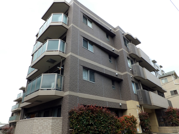 ベルジェンド青葉の外観