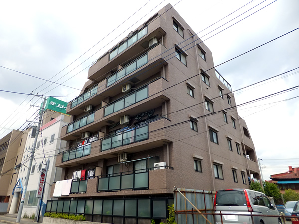 グランパーク十日市場の外観