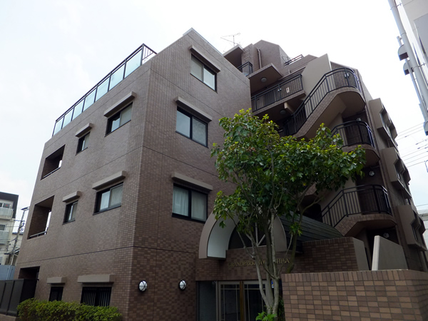 グランパーク十日市場の外観