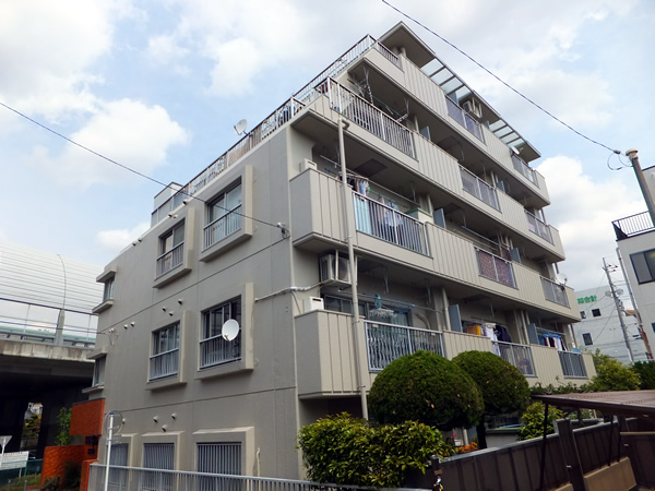 エスペランサ十日市場の外観