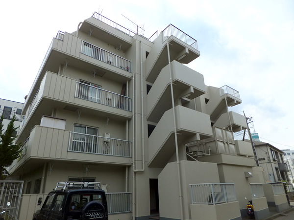 エスペランサ十日市場の外観