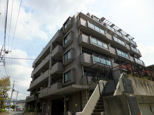 プラハ十日市場の外観