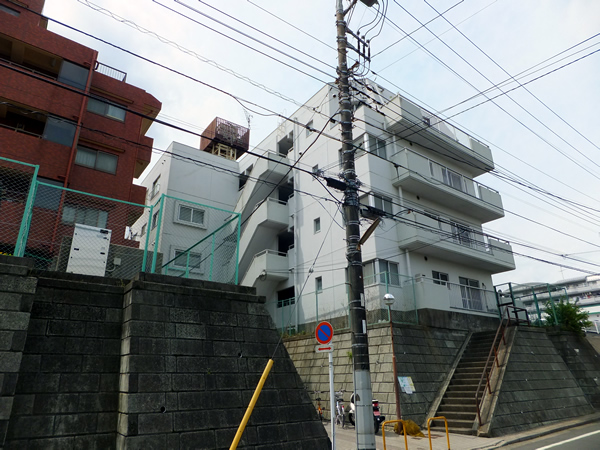 フレンドポート長津田の外観