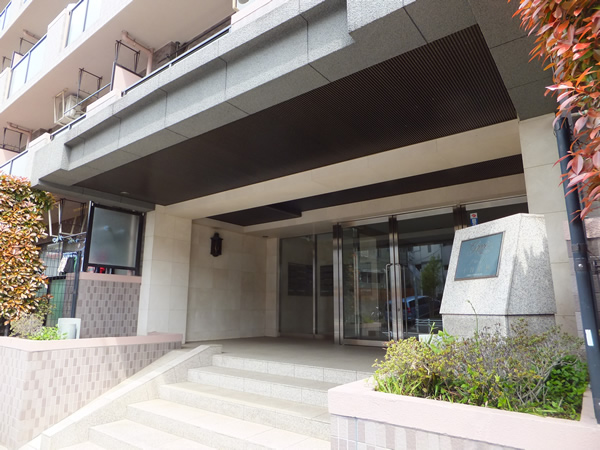 グレイス十日市場の外観