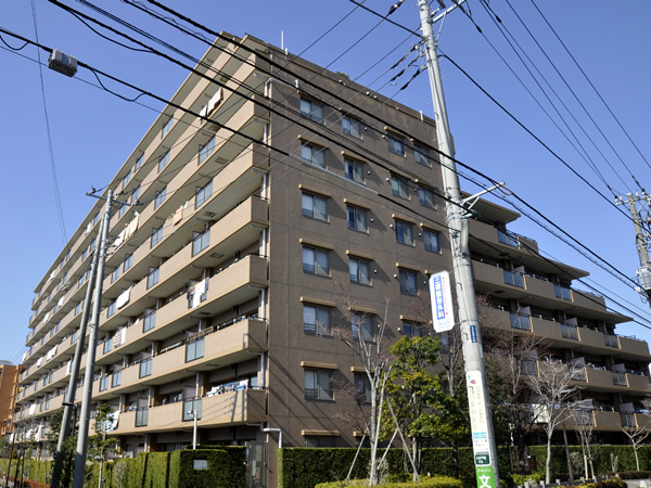 藤和ハイタウン大倉山の外観