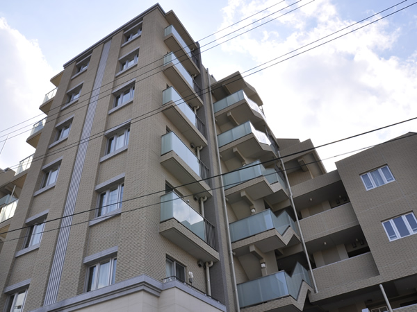 ネスティア菊名桜山公園パークサイドテラスの外観