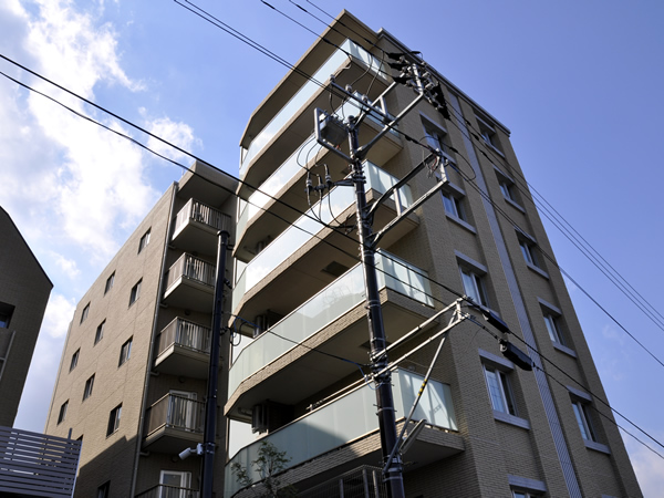 ネスティア菊名桜山公園パークサイドテラスの外観