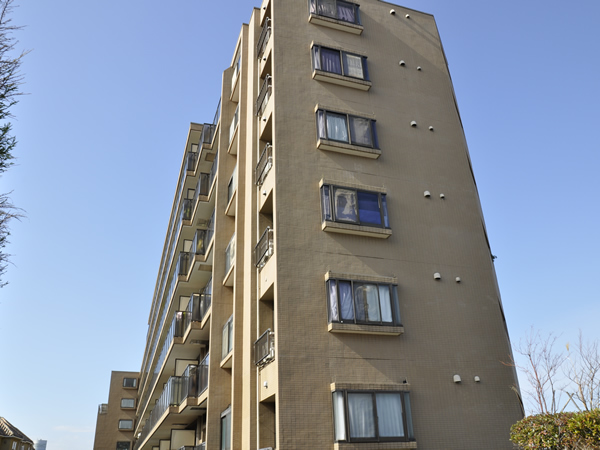 東急ドエルアルス菊名の外観