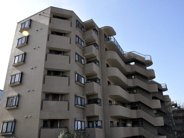 東急ドエルアルス菊名の外観