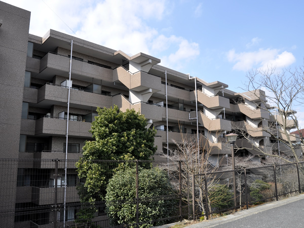 菊名パークホームズ3番館の外観