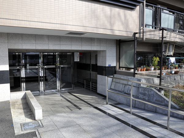 マイキャッスル菊名2の外観