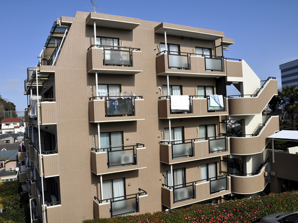 菊名ヒルズ92の外観