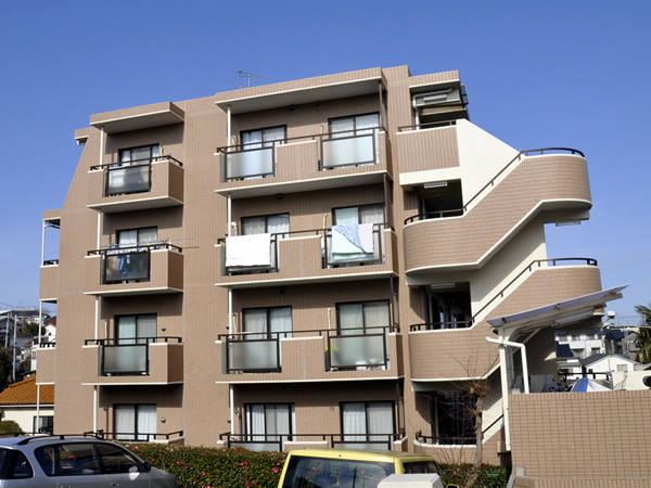 菊名ヒルズ92の外観