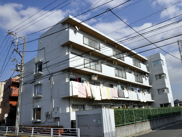 菊名キャッスルの外観