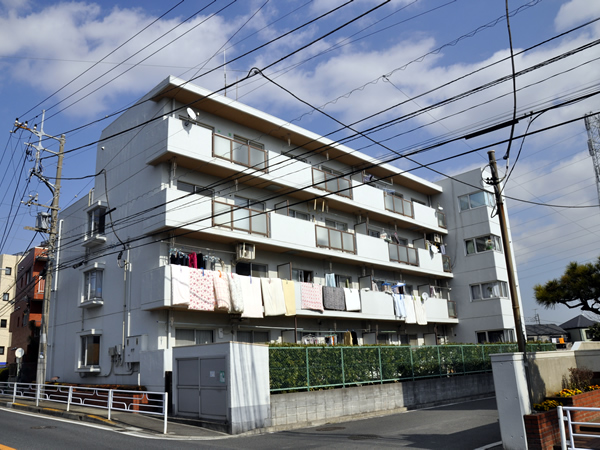 菊名キャッスルの外観