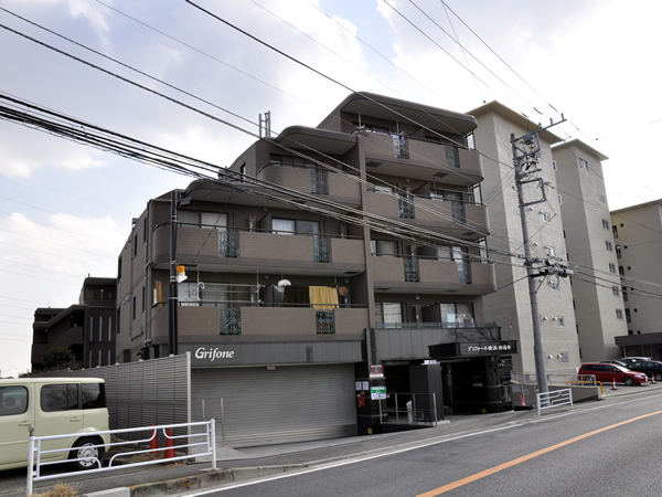 グリフォーネ横浜妙蓮寺の外観