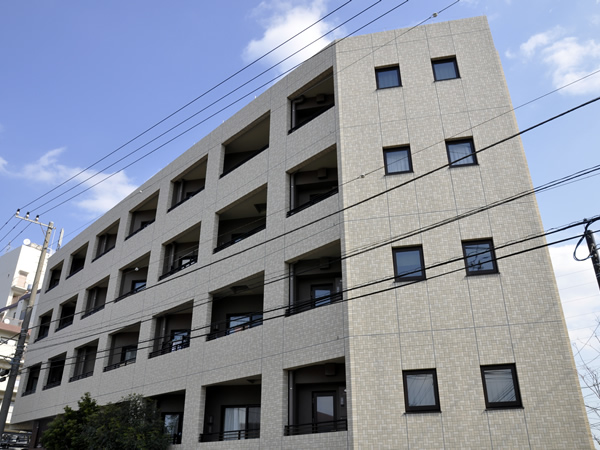 イニシア菊名桜山公園の外観