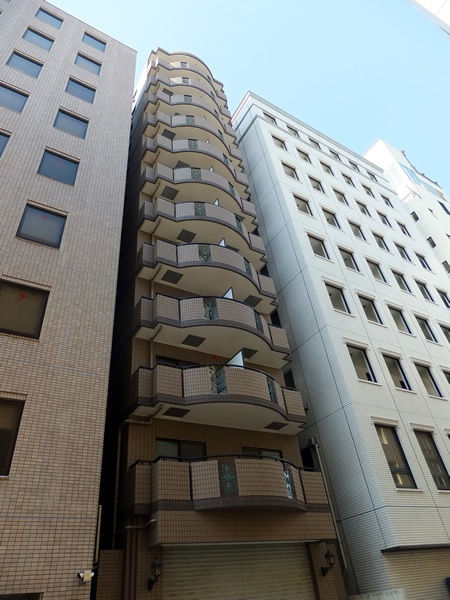 グリフィン横浜馬車道駅前の外観