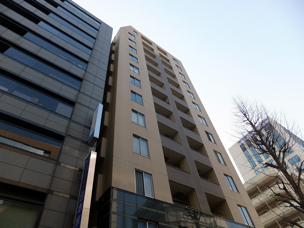 サングレイス関内デサロージョの外観