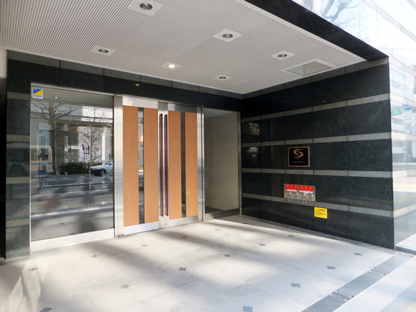 サングレイス関内デサロージョの外観