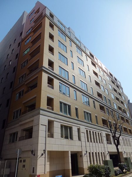 ルネ横浜馬車道の外観