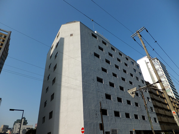 山下公園ハイツの外観