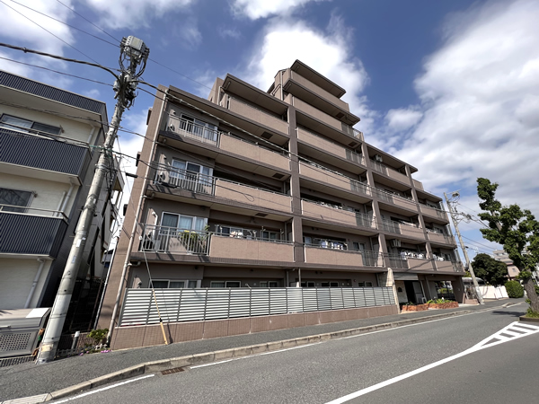 アンビシャス船橋の外観