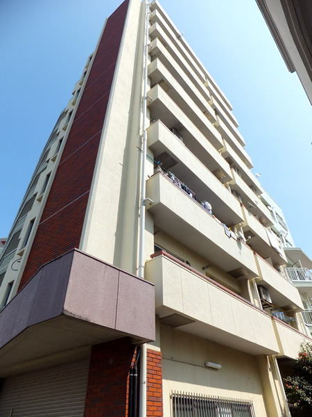 極光マンションの外観