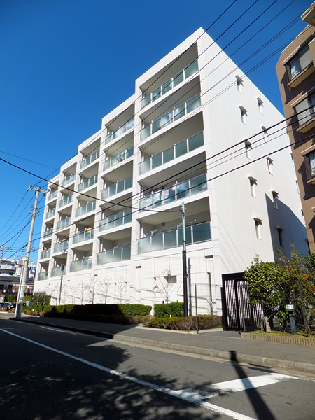 グレーシアスクエア綱島の外観