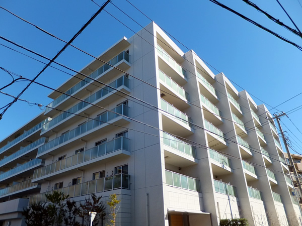 グレーシアスクエア綱島の外観