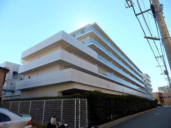 グレーシアスクエア綱島の外観