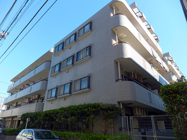 バームハイツ綱島2番館の外観