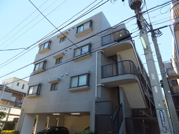 バームハイツ綱島壱番館の外観