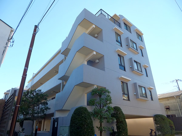 ラムズ綱島東の外観