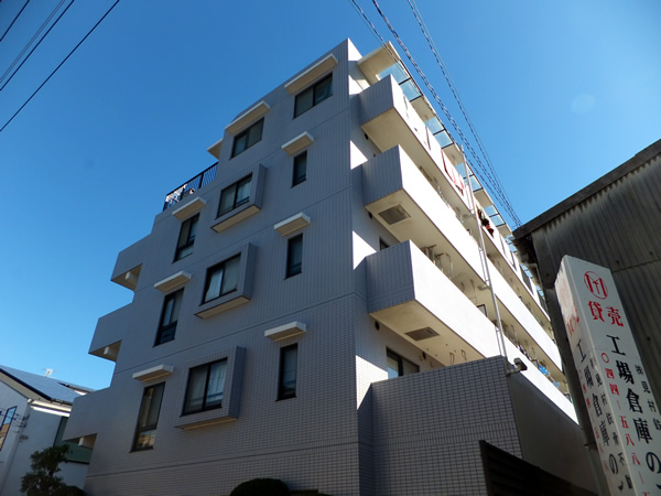 ラムズ綱島東の外観