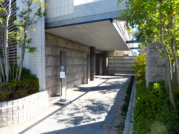 コスモレジデンス綱島の外観