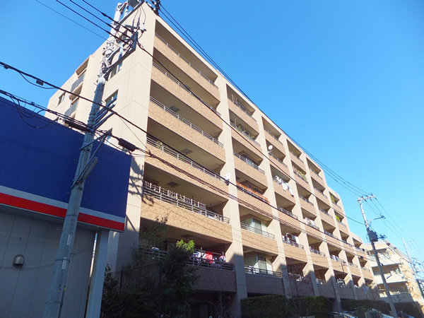 ルネ綱島タイムズシンフォニーの外観