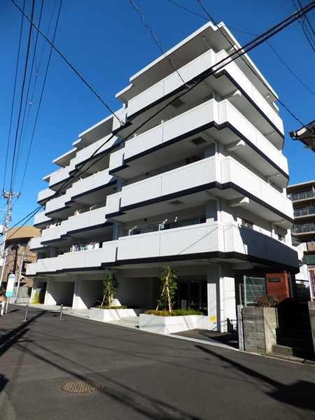 アイディーコート綱島の外観