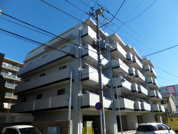 アイディーコート綱島の外観