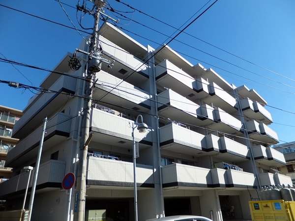 アイディーコート綱島の外観