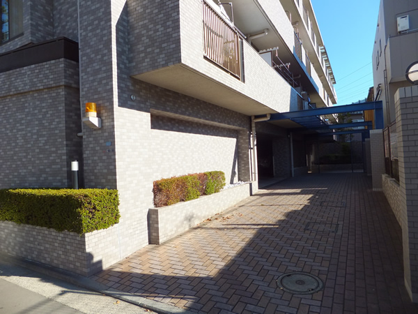 綱島東公園パークホームズの外観